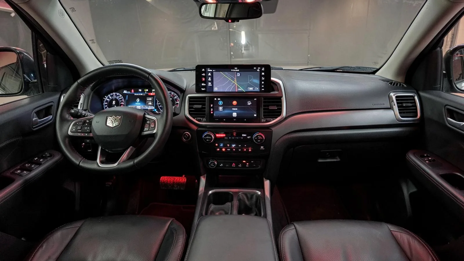JAC T9 Hunter leather interior and touchscreen